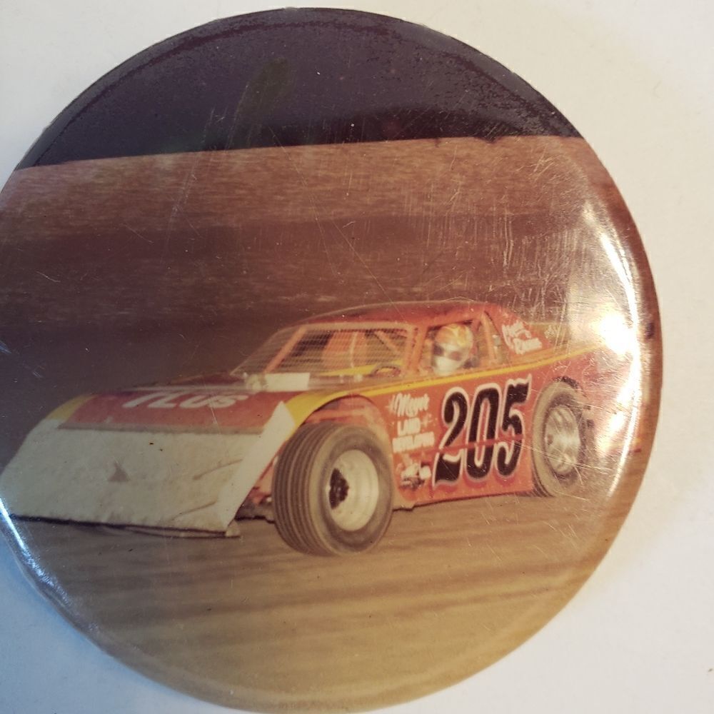 Racing Pinback Buttons (8) - Picture 8 of 12